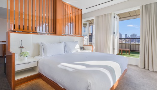 Suite, Terrace (Brooklyn Bridge)