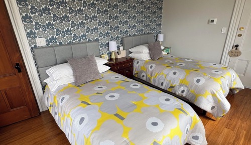 Room 1