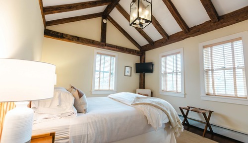 HoneyBee Suite
