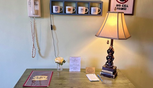 Stars Hollow Room