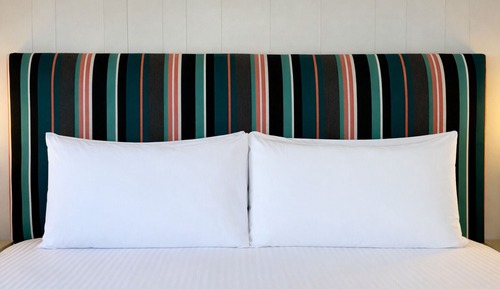 Standard Unit - One King Bed