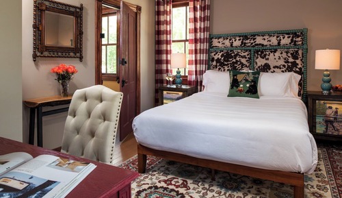 Double Room, 1 Queen Bed