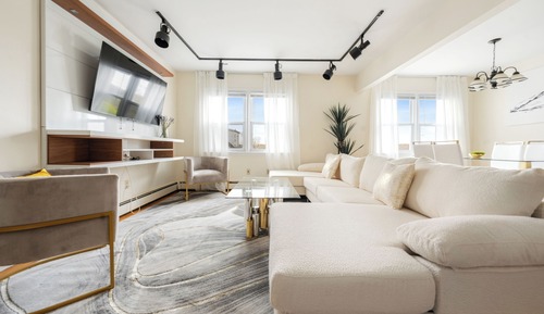 Luxury Apartment
