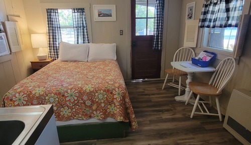 Cabin 1 - No Pets