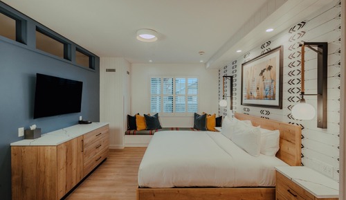 Suite, 1 King Bed