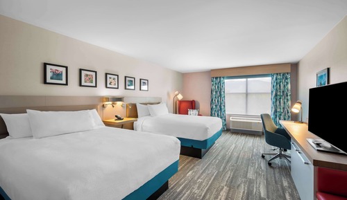 Room, 2 Queen Beds, Accessible, Mountain View (Hearing)