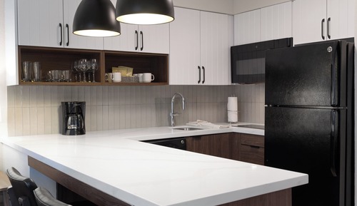 Suite, 2 Bedrooms, Kitchen