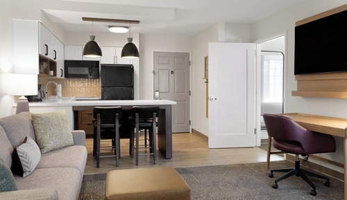 Suite, 2 Bedrooms, Roll-in Shower, Kitchen (Communications, Mobility)