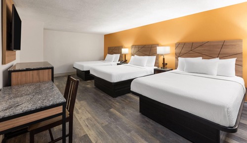 Room, Multiple Beds, Non Smoking