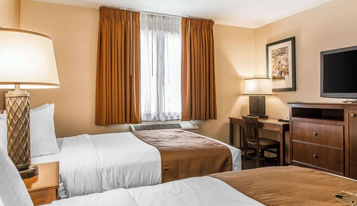 Non Lakeside Standard Room, 2 Double beds