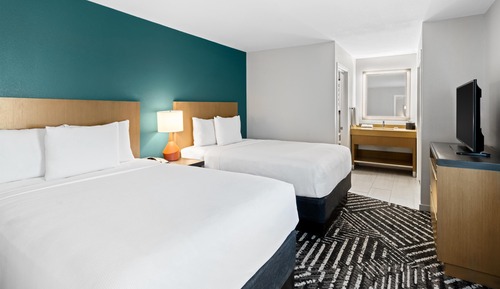 Deluxe Suite, 2 Bedrooms
