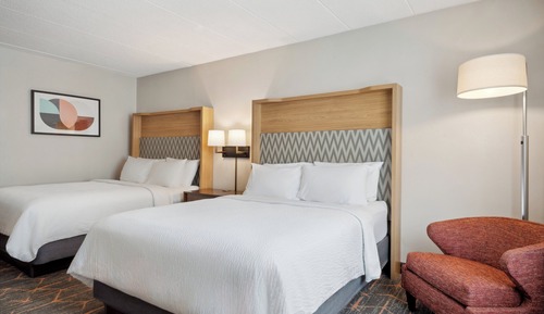 Standard Room, 2 Queen Beds, Accessible (Transfer Shower)