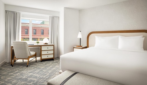 Junior Suite, 1 King Bed