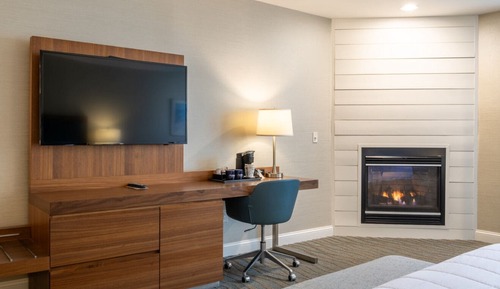 Traditional Room, 1 King Bed, Fireplace