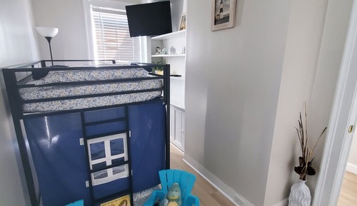 Standard Suite, Private Bathroom