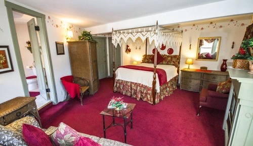 Mary Pickford Suite