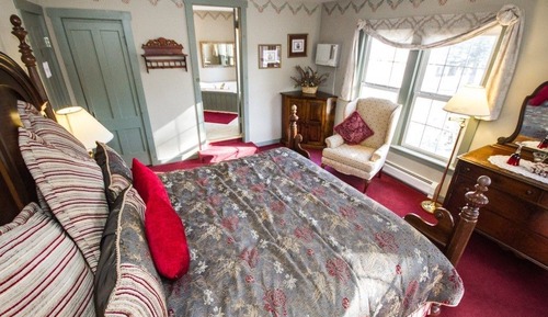 Douglas Fairbanks Suite
