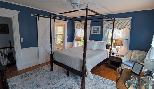 Standard Room, 1 Queen Bed