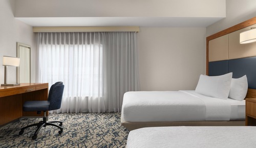Suite, 2 Bedrooms, Accessible, Bathtub