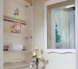Deluxe King Room with Spa Bath