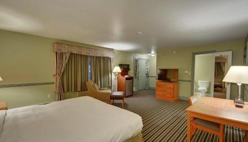 Standard King Room
