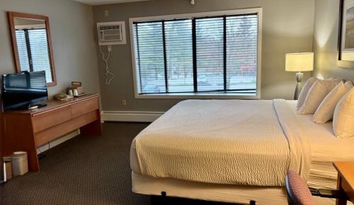 Standard King Room