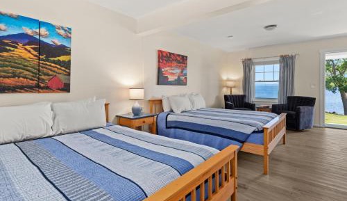 Quadruple Room with Lake View