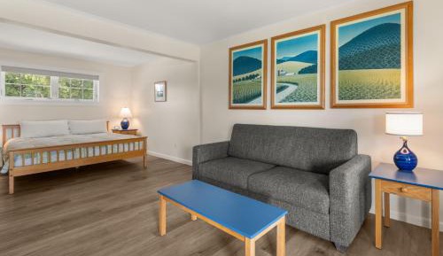 King Room with Lake View