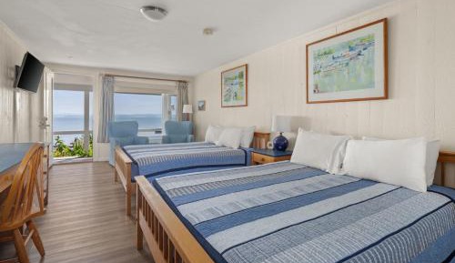 Standard Queen Room with Two Queen Beds