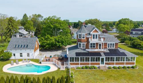 Five-Bedroom House