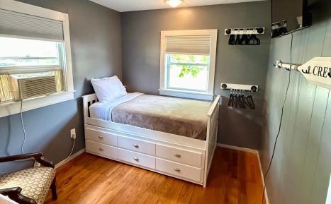 One-Bedroom Cottage