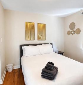 Double Room with Shared Bathroom