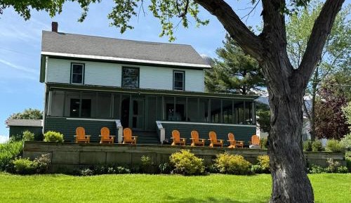 Four-Bedroom Vacation Home