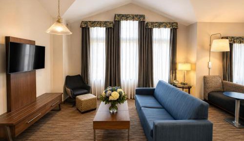 King Suite with Additional Living Area