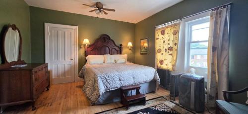 King Room