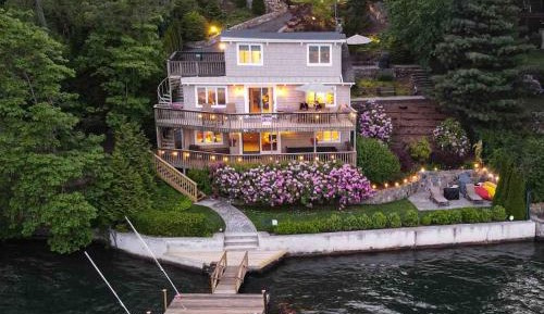 Three-Bedroom Vacation Home 