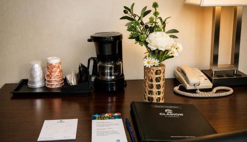 King Room - Disability Access/Non Smoking/Interior Hall