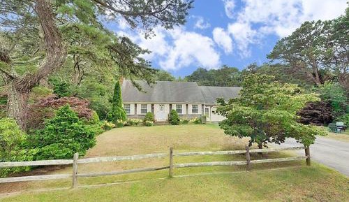 Three-Bedroom Vacation Home 