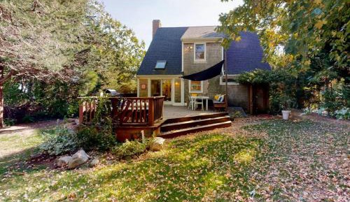 Three-Bedroom Vacation Home 