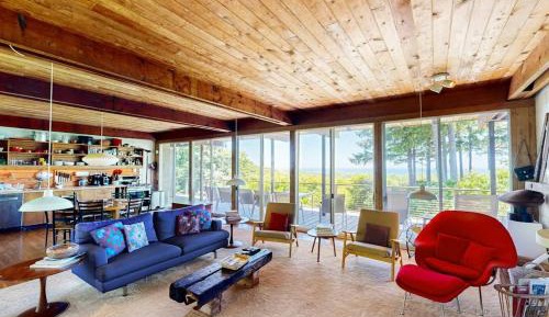 Four-Bedroom Vacation Home