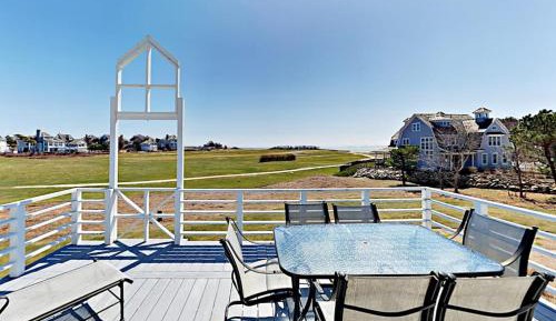 Four-Bedroom Vacation Home