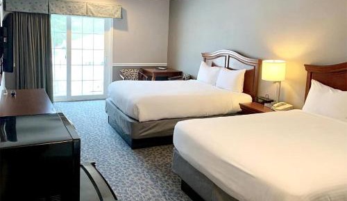 Queen Room with Two Queen Beds - Non-Smoking