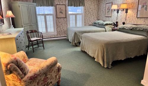 Classic Quadruple Room