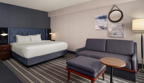 King Room with Sofa Bed
