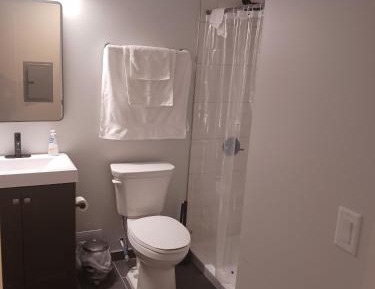 One-Bedroom Apartment - Non-Smoking