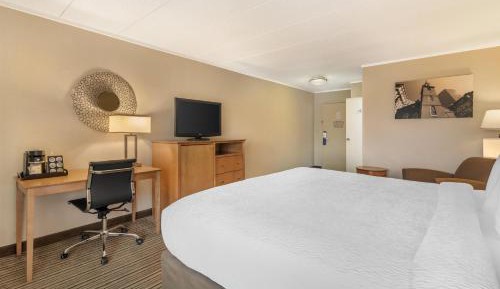 King Room - Non-Smoking