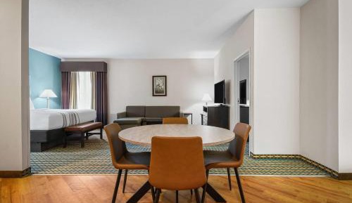 Suite with View