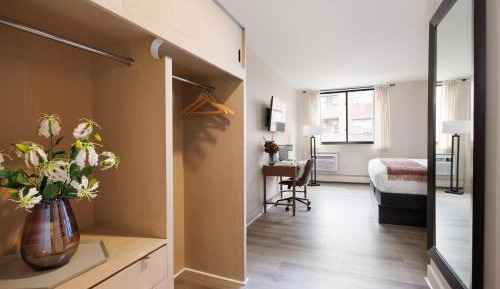 Signature King Room