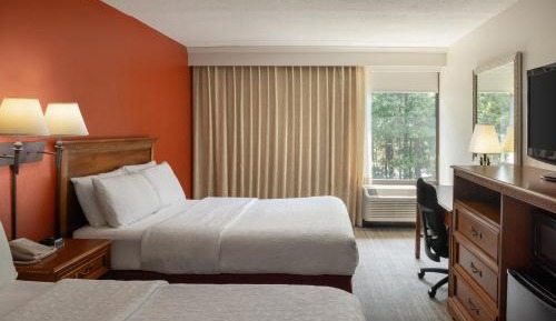 Standard Room with Two Queen Beds