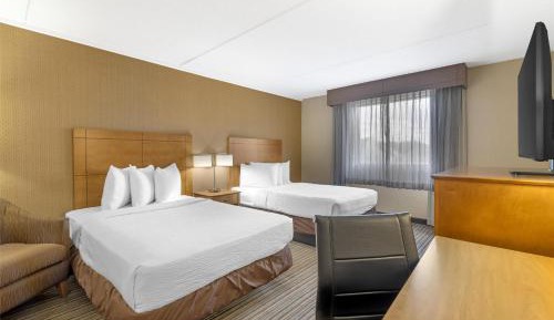 Double Room with Two Double Beds and Roll-In Shower - Disability Access